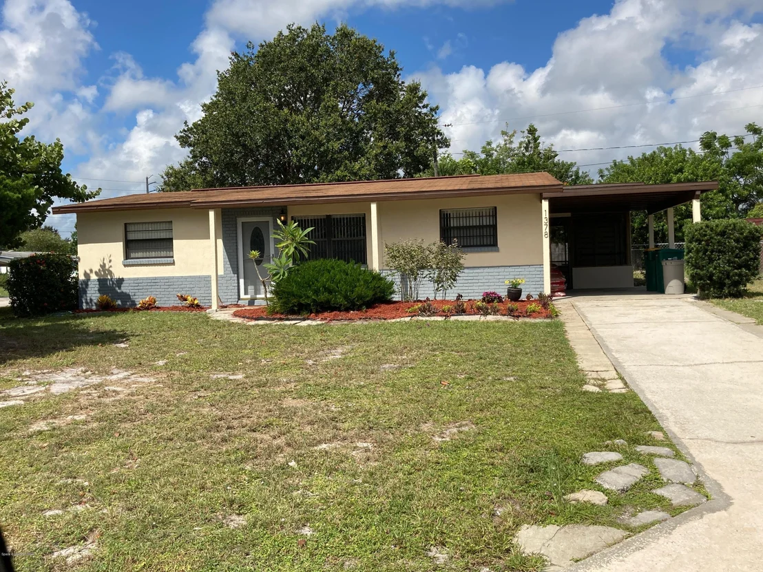 Photo of 1378 Eva Lane