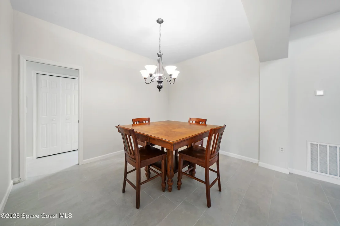 Photo of 3202 Arden Circle E