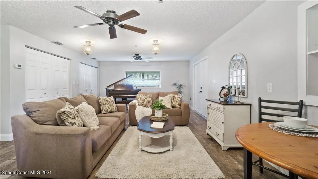 Photo of 2287 Cox Road