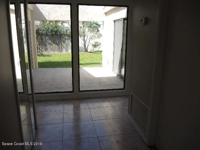 Photo of 335 Mission Oak Drive