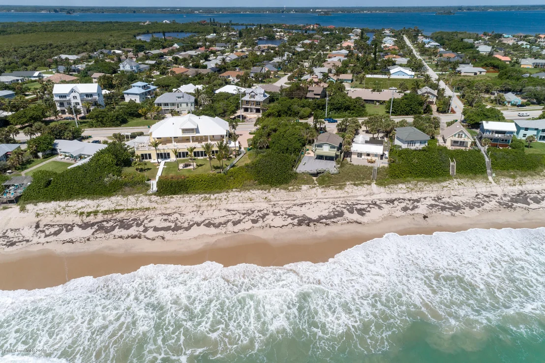 Photo of 5039 Highway A1a