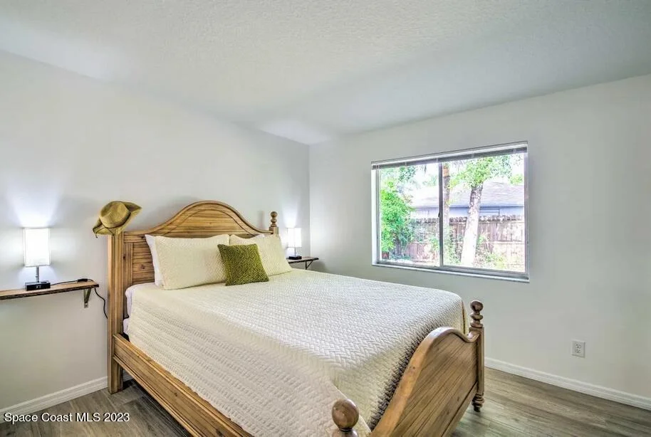 Photo of 2010 Ontario Circle N