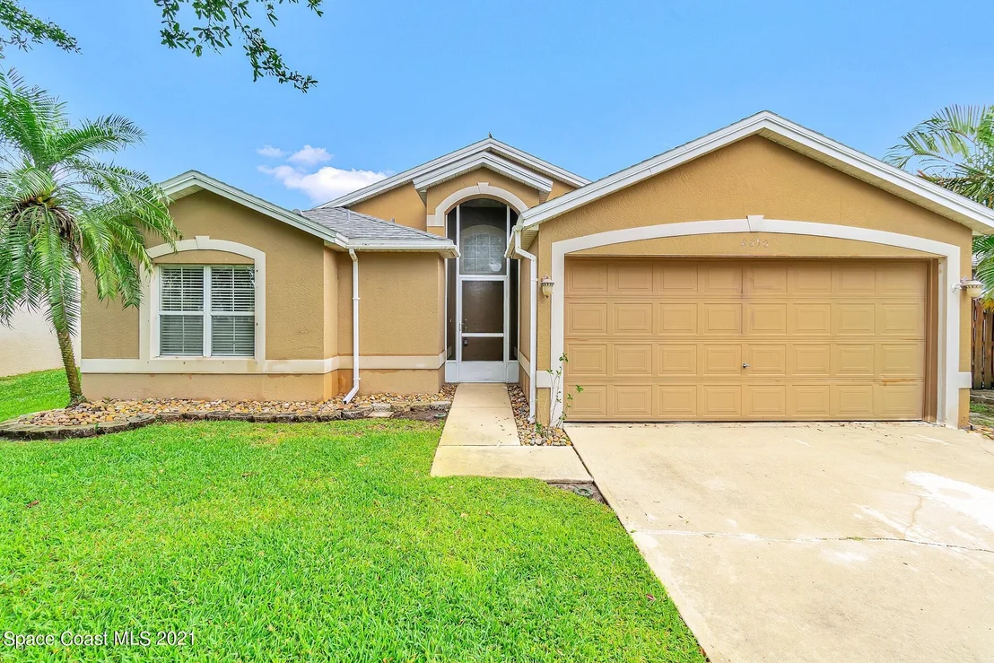 Photo of 8050 Bracken Lane