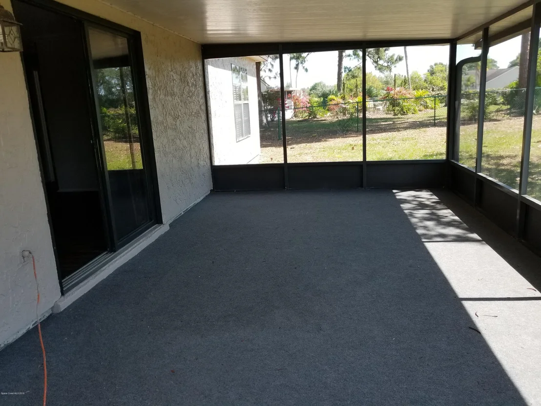 Photo of 949 Ginger Way