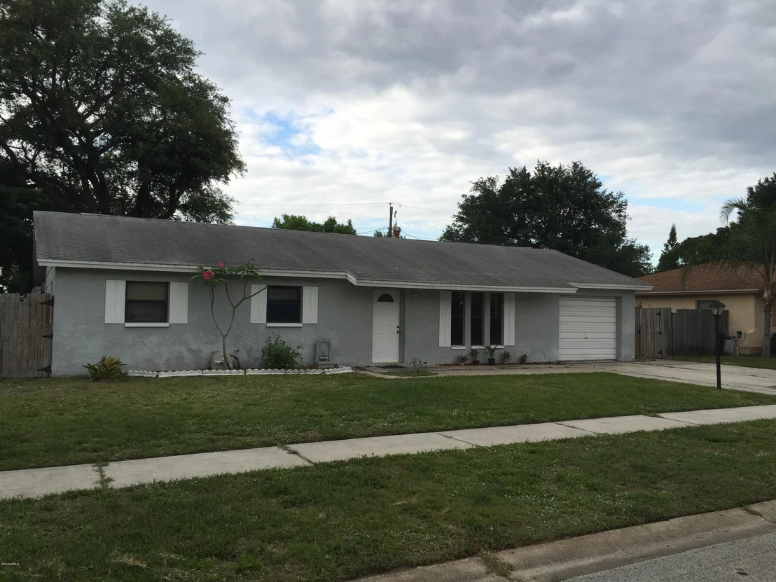 Photo of 1124 Hermosa Drive