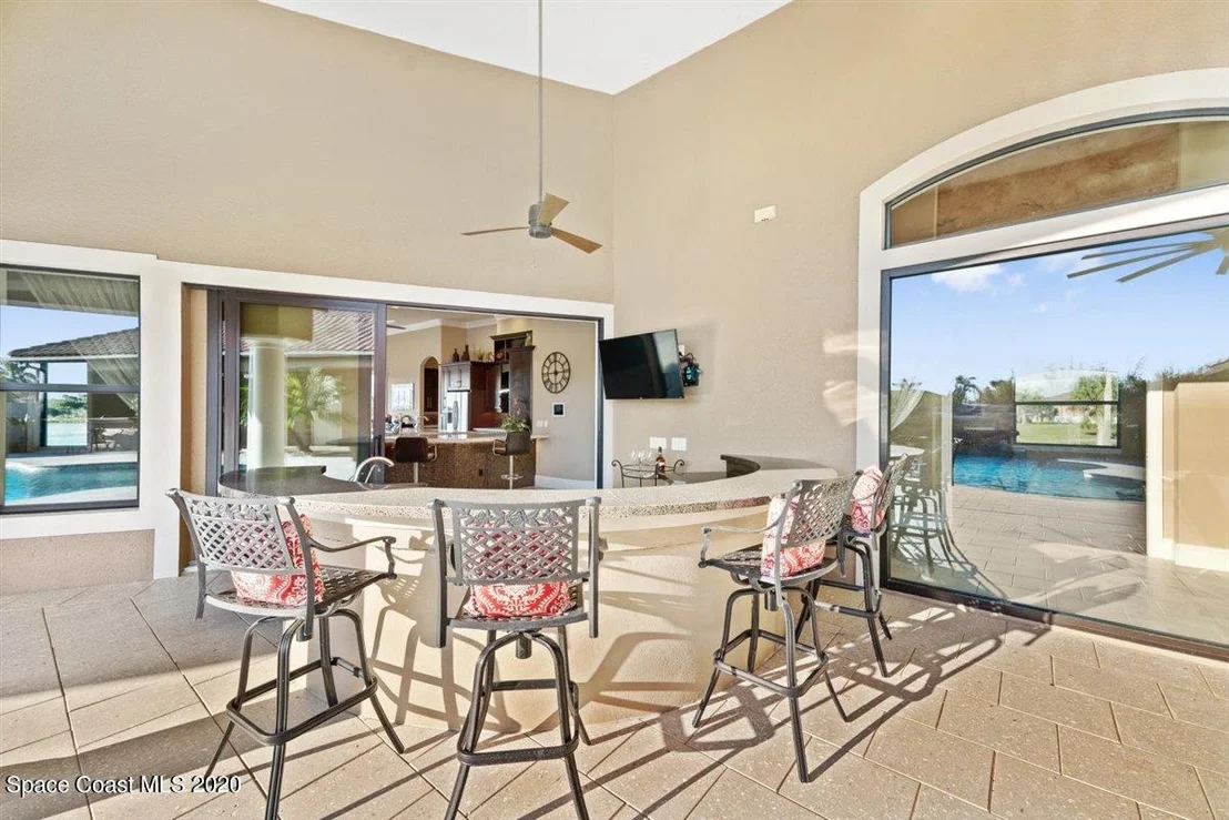 Photo of 924 Derby Lane