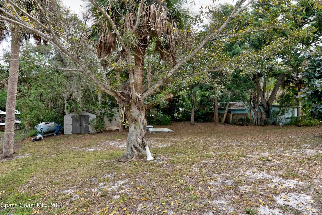 Photo of 9530 Riverview Drive