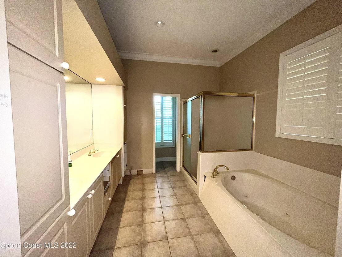 Photo of 202 Waterside Drive