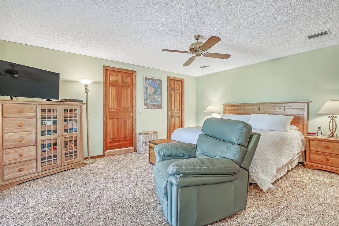 Photo of 480 Red Sail Way