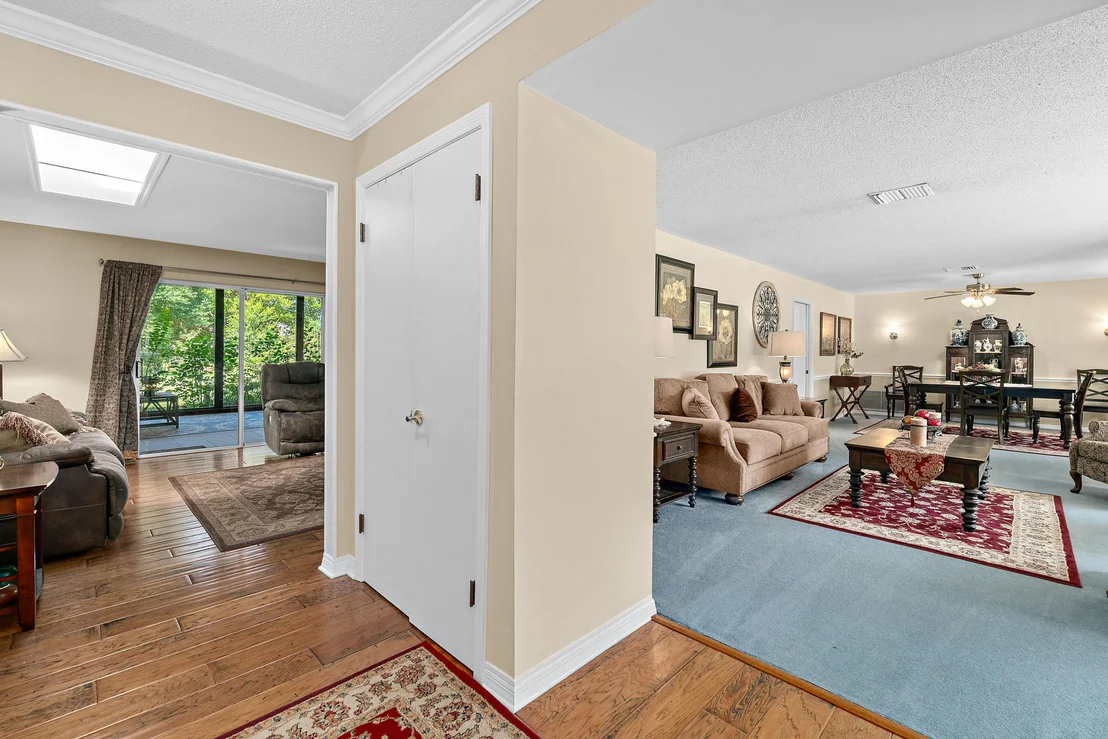 Photo of 1180 Ashlyn Drive