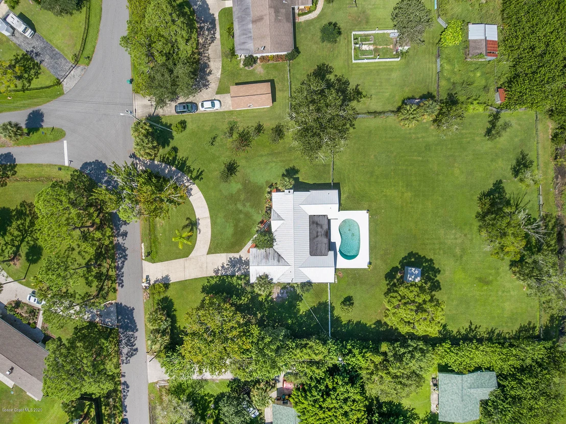 Photo of 4230 Lakeglen Drive