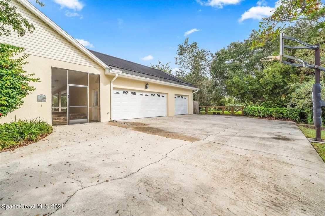 Photo of 4249 Turtle Mound Road