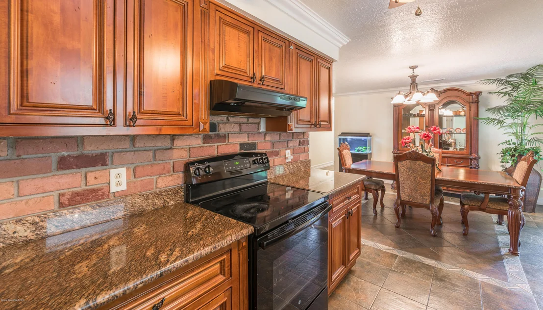 Photo of 1087 Hermosa Drive