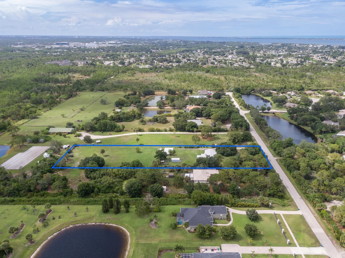 Photo of 1280 Corey Road