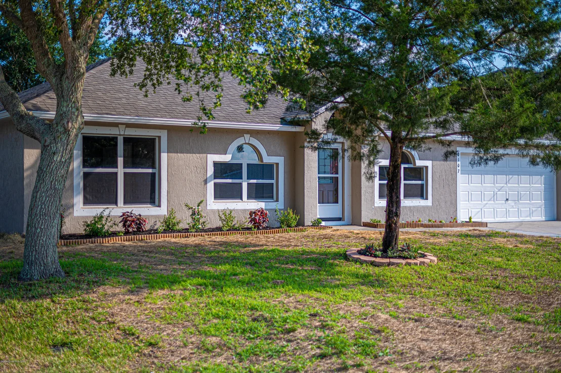 Photo of 6107 Corning Road