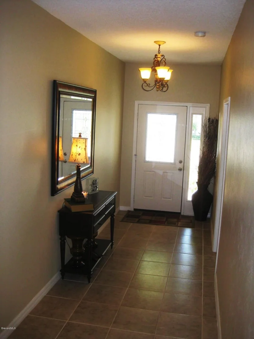 Photo of 2078 Maeve Circle