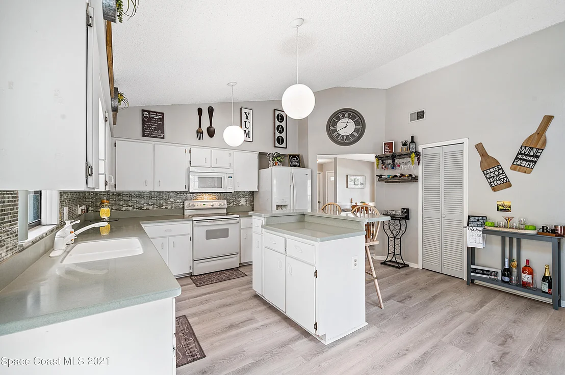 Photo of 1205 Three Meadows Drive