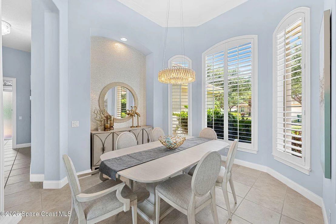 Photo of 242 Flanders Drive