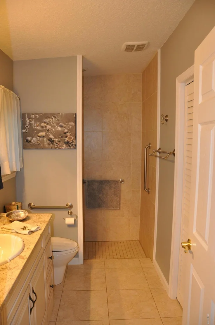Photo of 123 2nd Avenue
