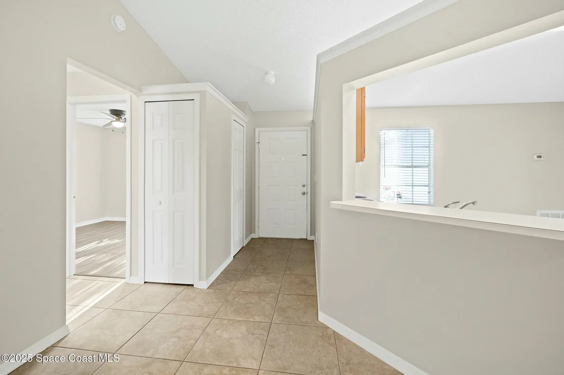 Photo of 6996 Hammock Lakes Drive