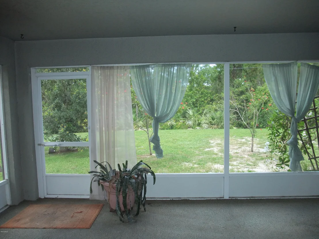 Photo of 1041 Pasadena Road SE