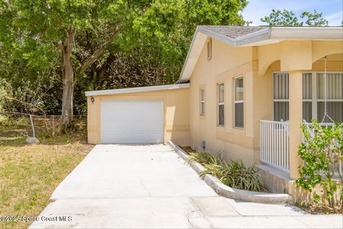 Photo of 1020 Seminole Drive