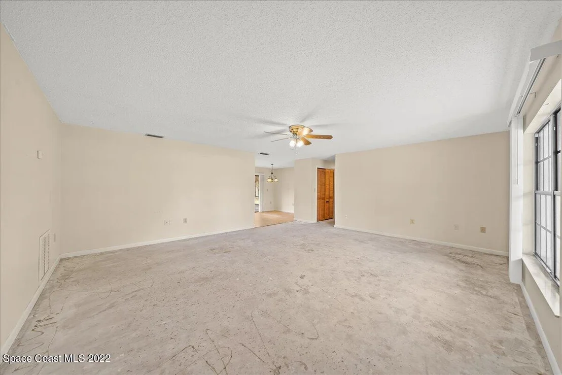 Photo of 5055 Bradbie Lane