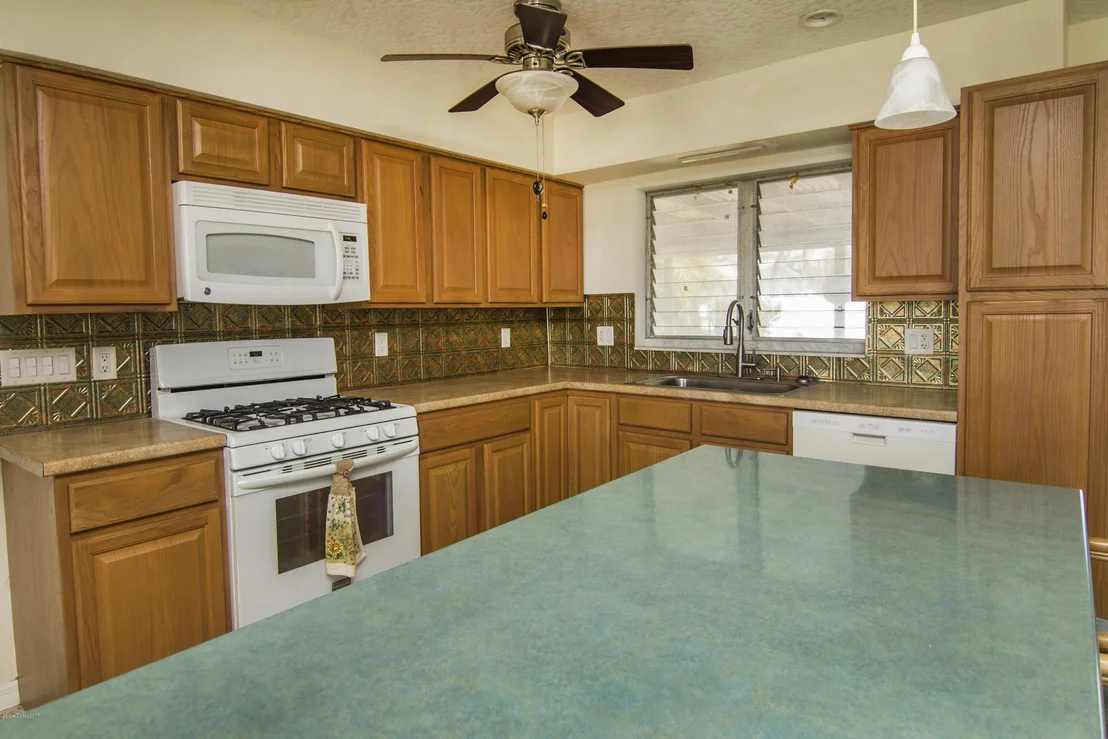 Photo of 235 Ocean Boulevard
