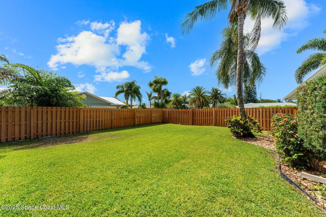 Photo of 565 Solitaire Palm Drive