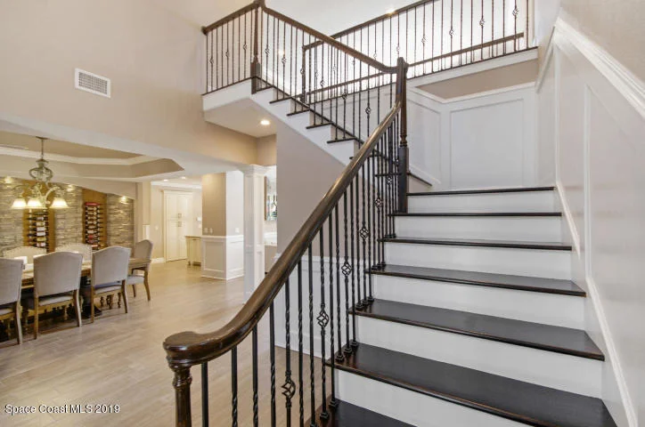 Photo of 661 Nightingale Drive