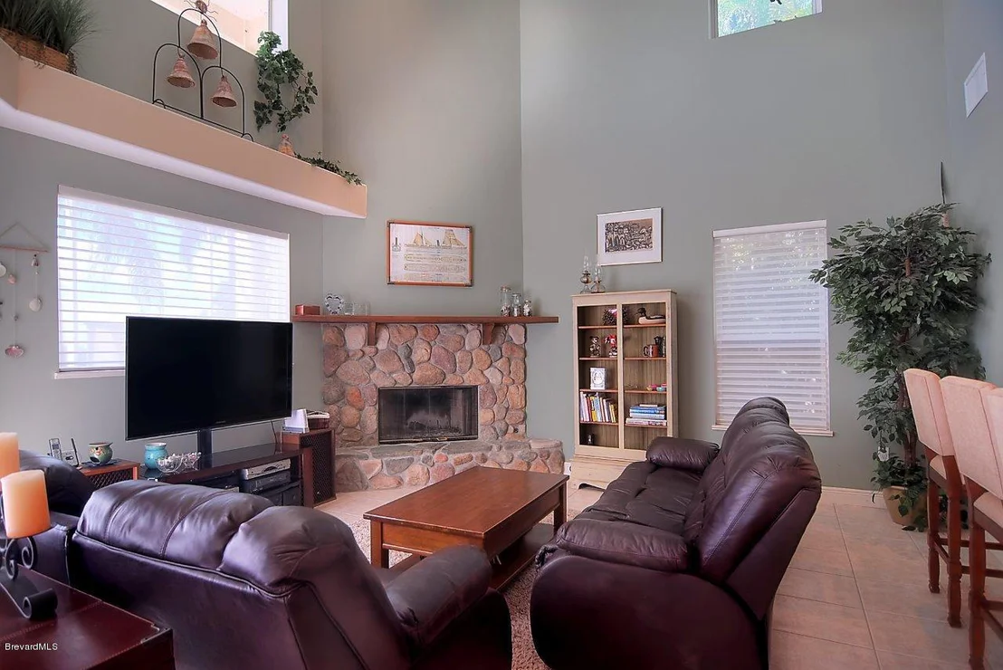 Photo of 334 Lanternback Island Drive