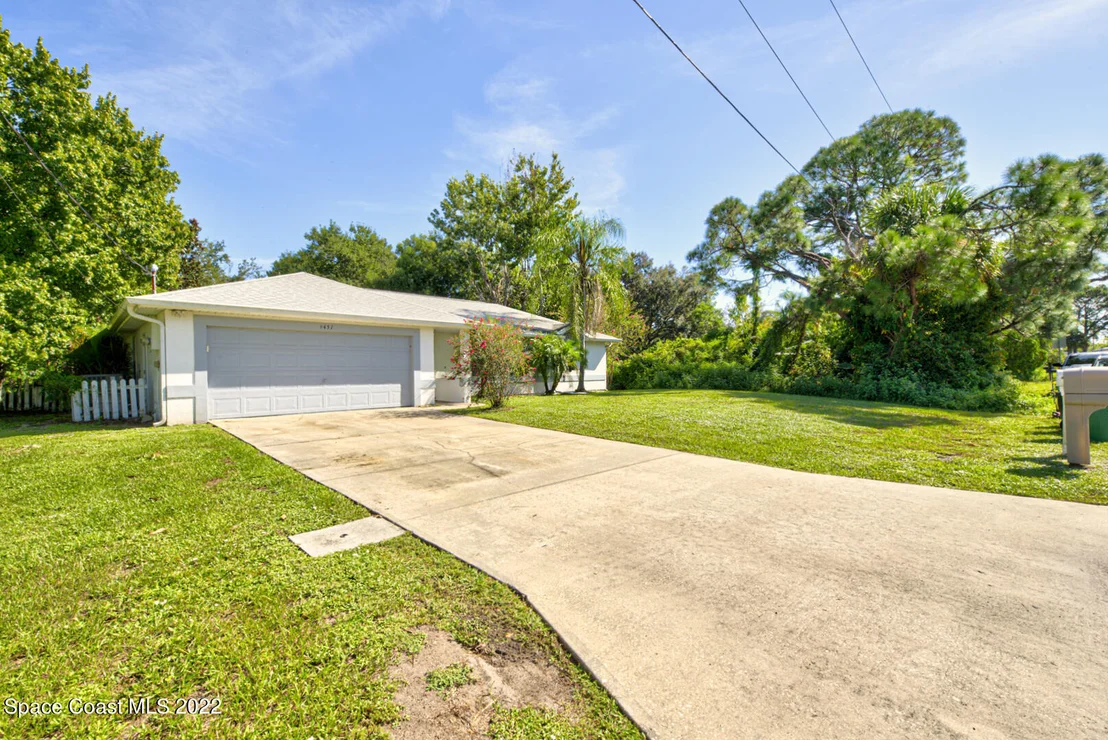 Photo of 6457 Hunt Road