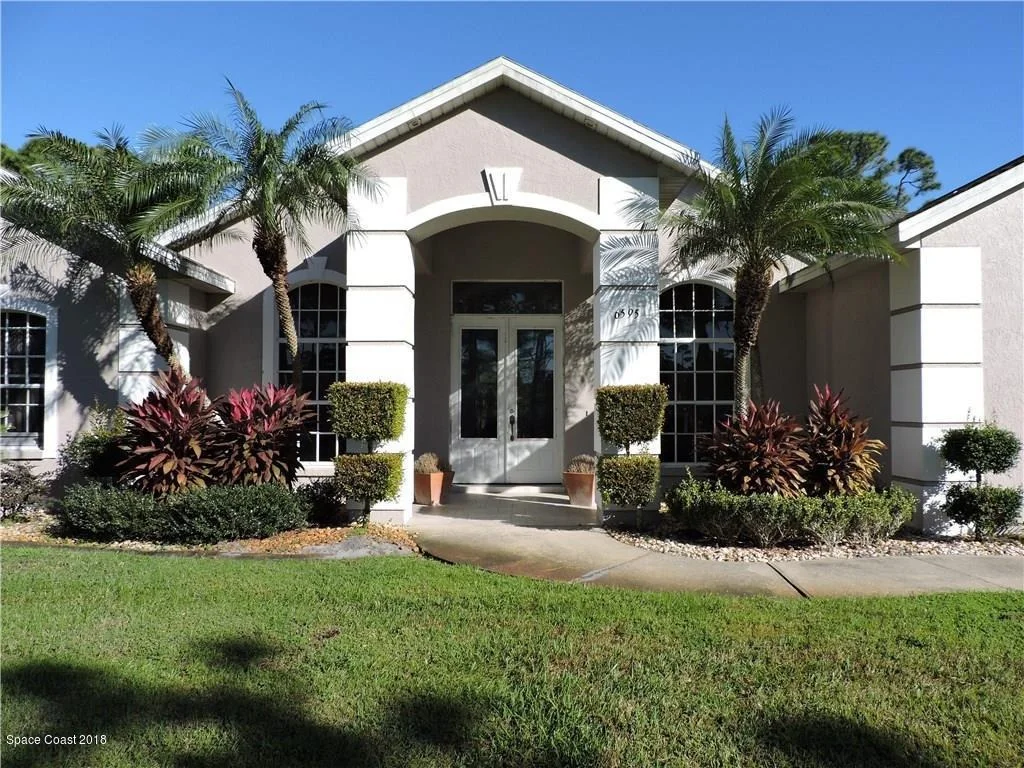 Photo of 6595 Indian River Boulevard