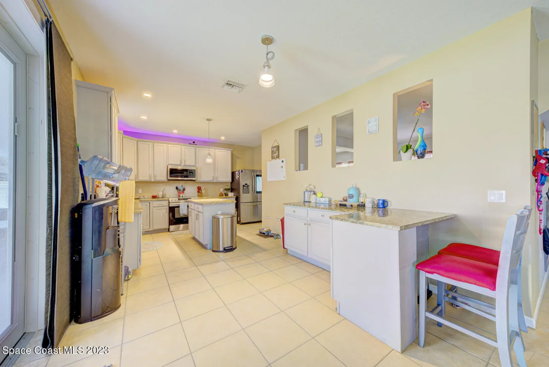 Photo of 194 Dryden Circle