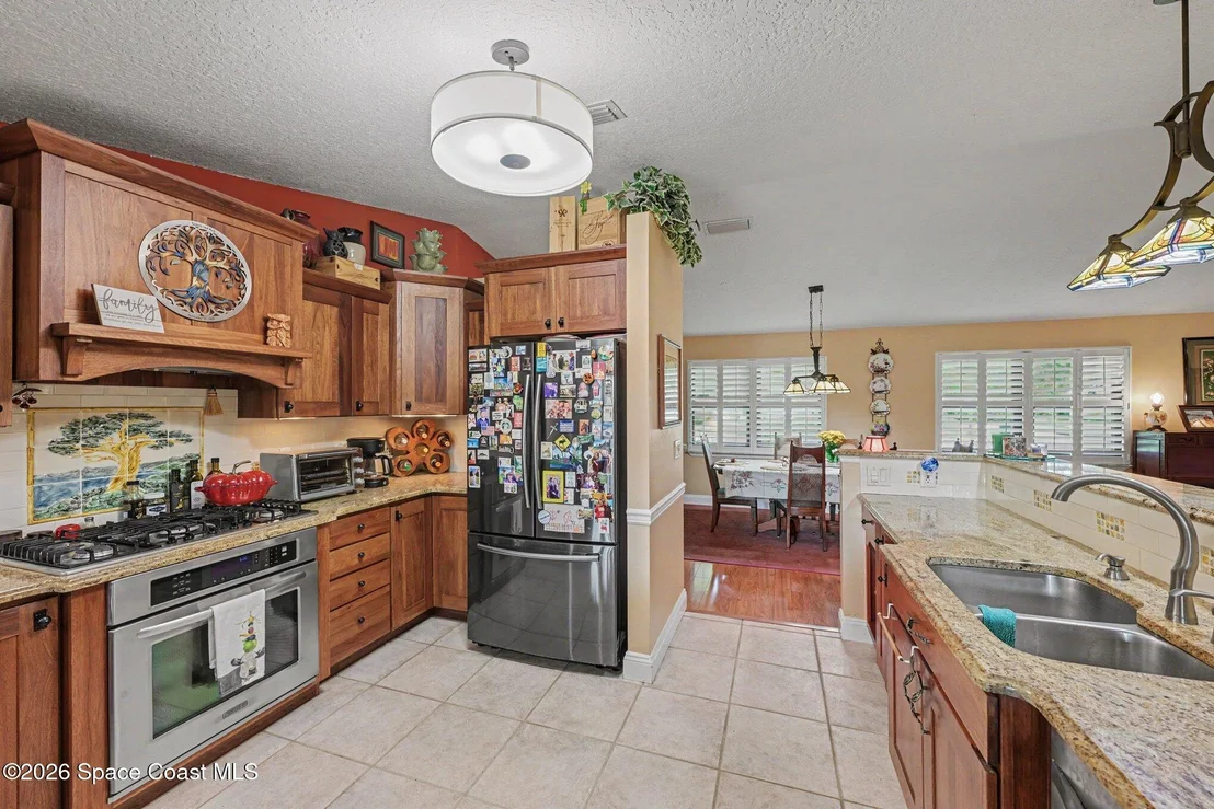 Photo of 1810 Whispering Oaks Circle
