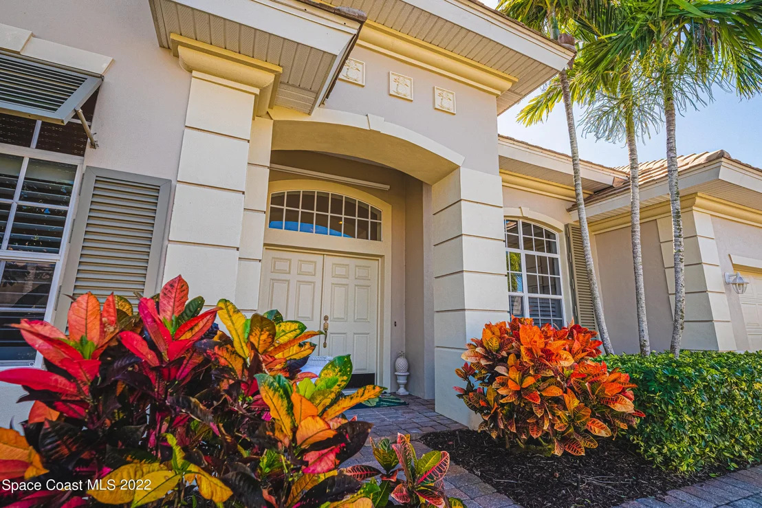 Photo of 5388 Solway Drive