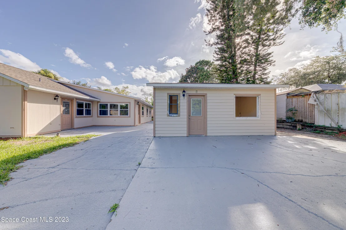 Photo of 6360 Arbor Avenue