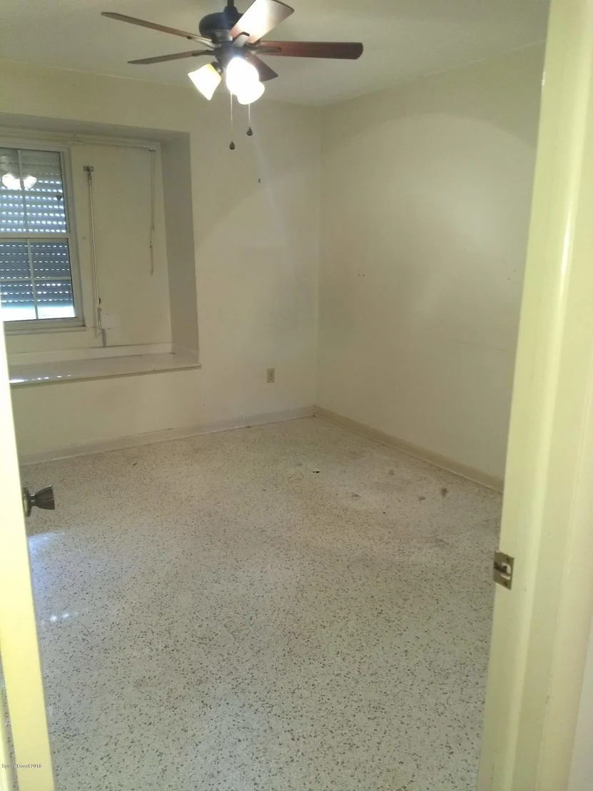 Photo of 800 Edwards Street NE
