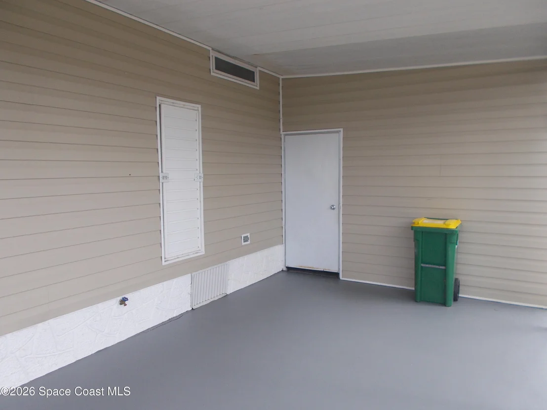 Photo of 932 Cashew Circle W
