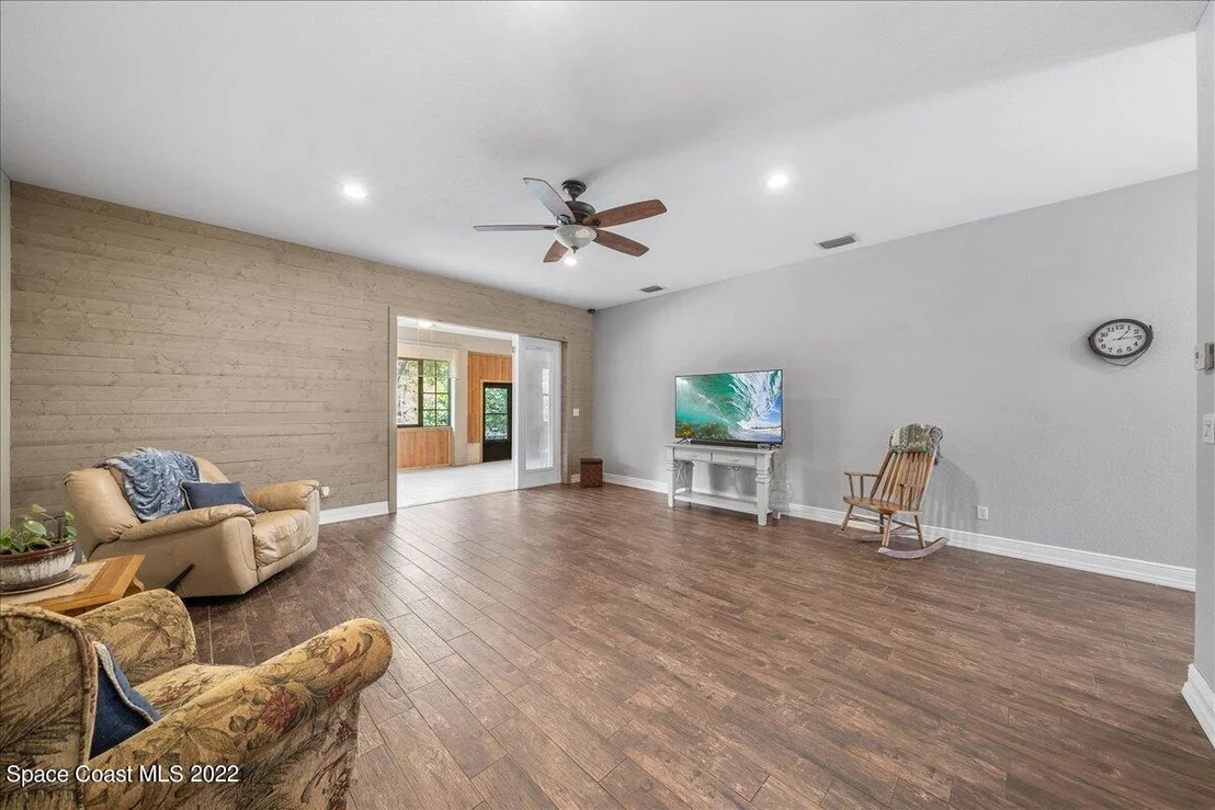 Photo of 4450 Rayburn Road