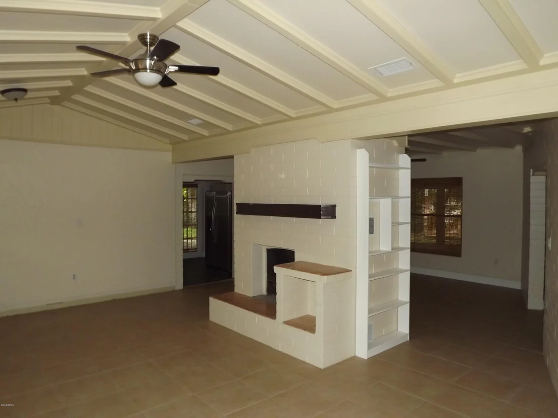 Photo of 18 S Hardee Circle
