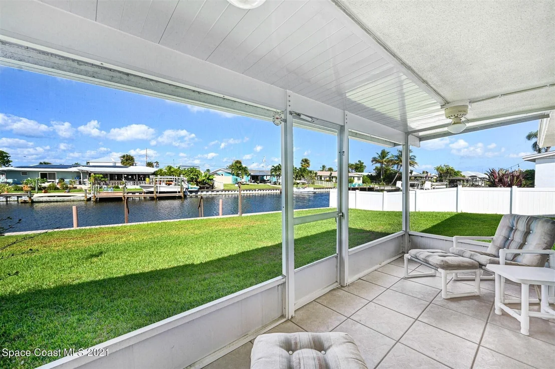 Photo of 489 Penguin Drive