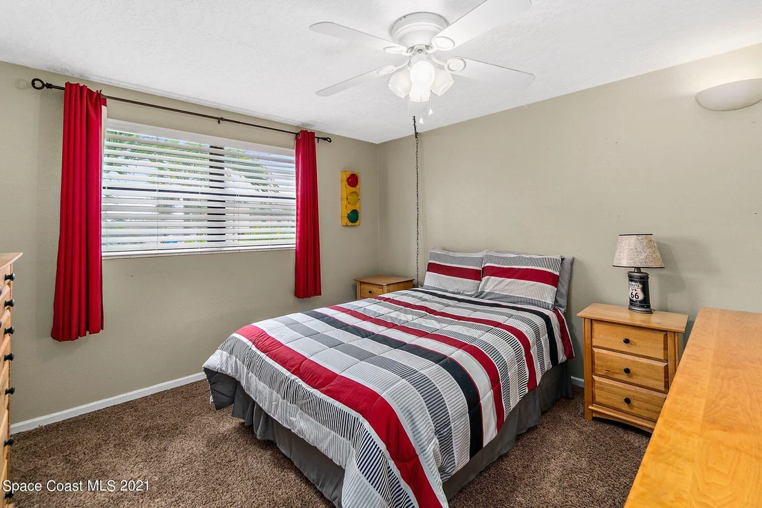 Photo of 1046 Pinetree Drive