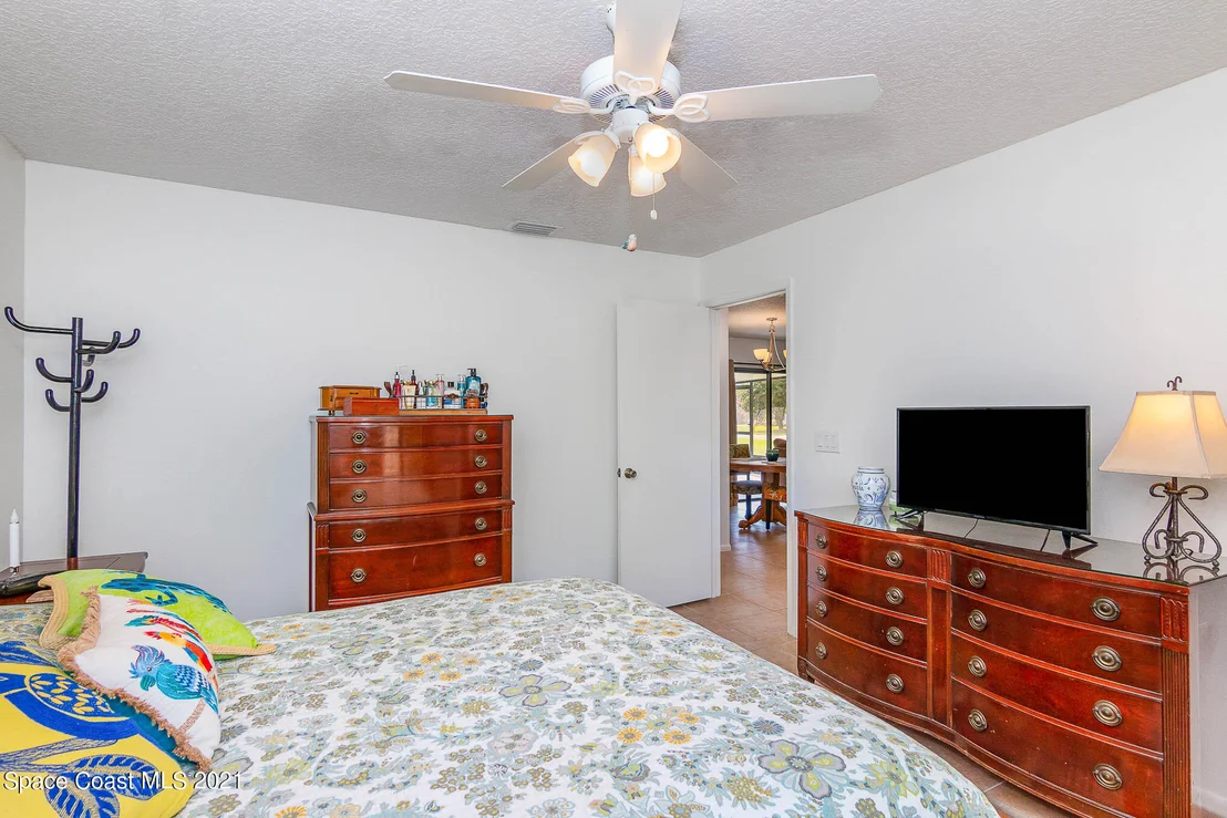 Photo of 933 Gables Way