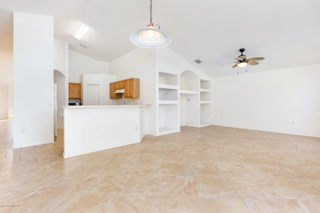 Photo of 725 Sedgewood Circle