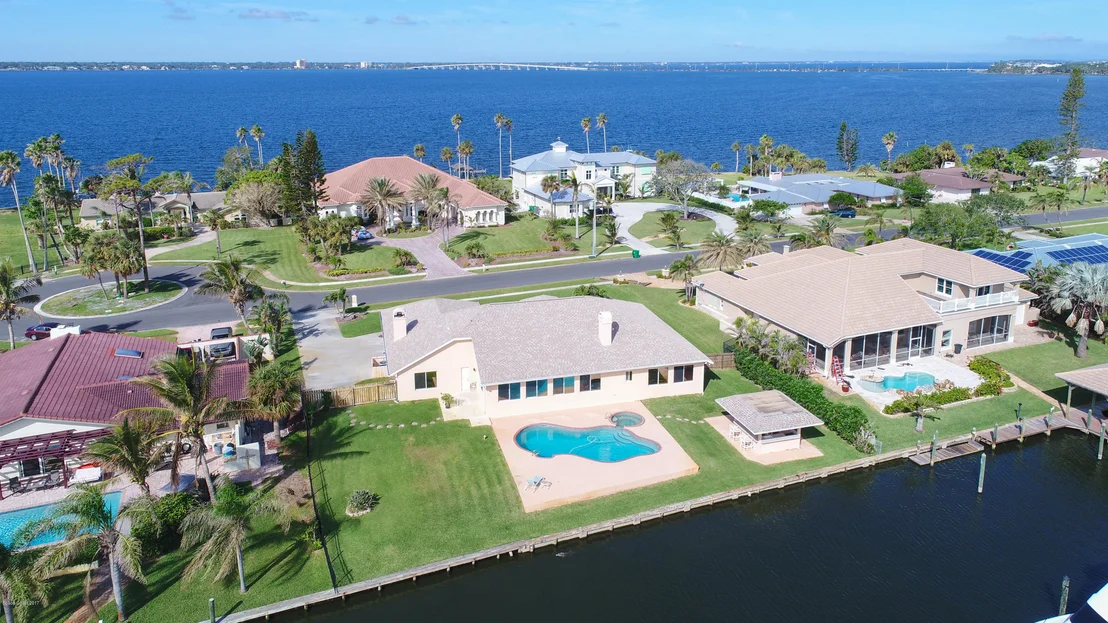 Photo of 2356 Brookside Drive