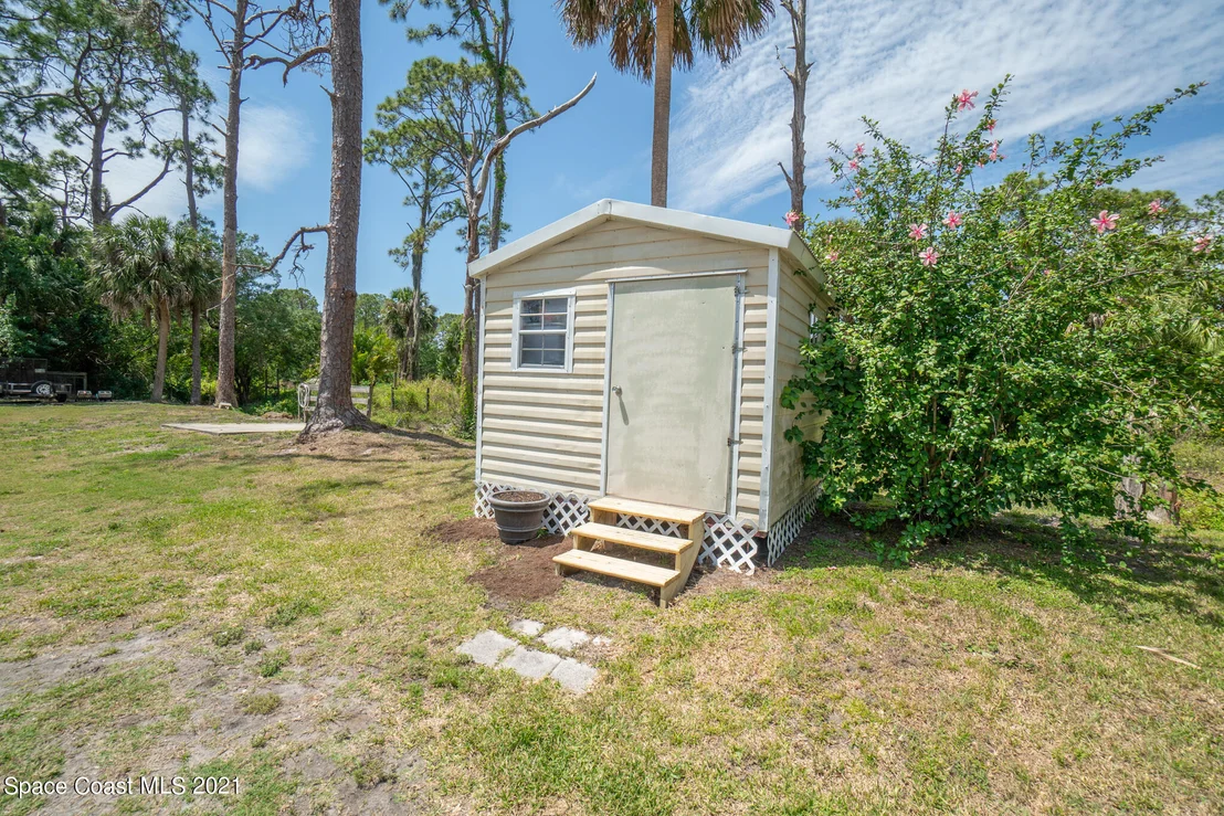 Photo of 3635 Hield Road