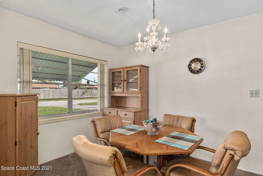 Photo of 319 Holly Lane