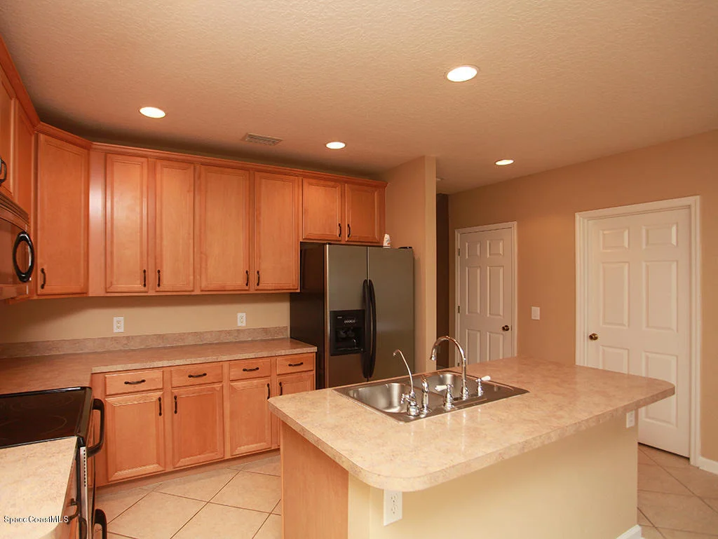 Photo of Unit 102 at 1340 Lara Circle