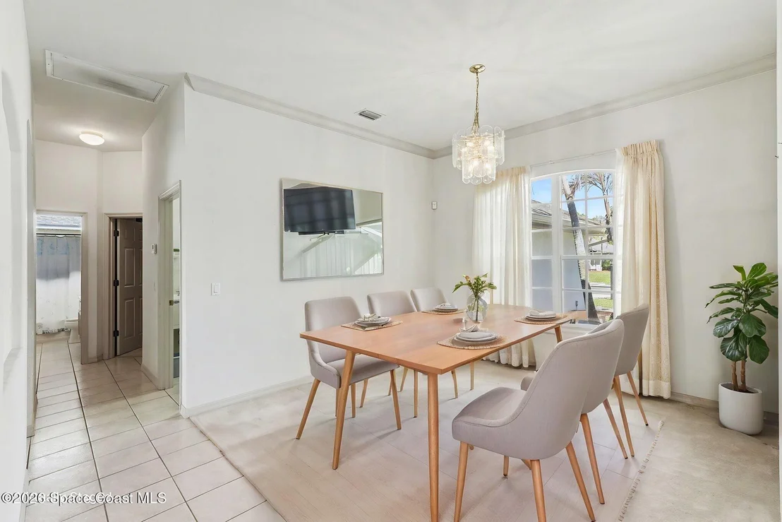 Photo of 5761 Newbury Circle